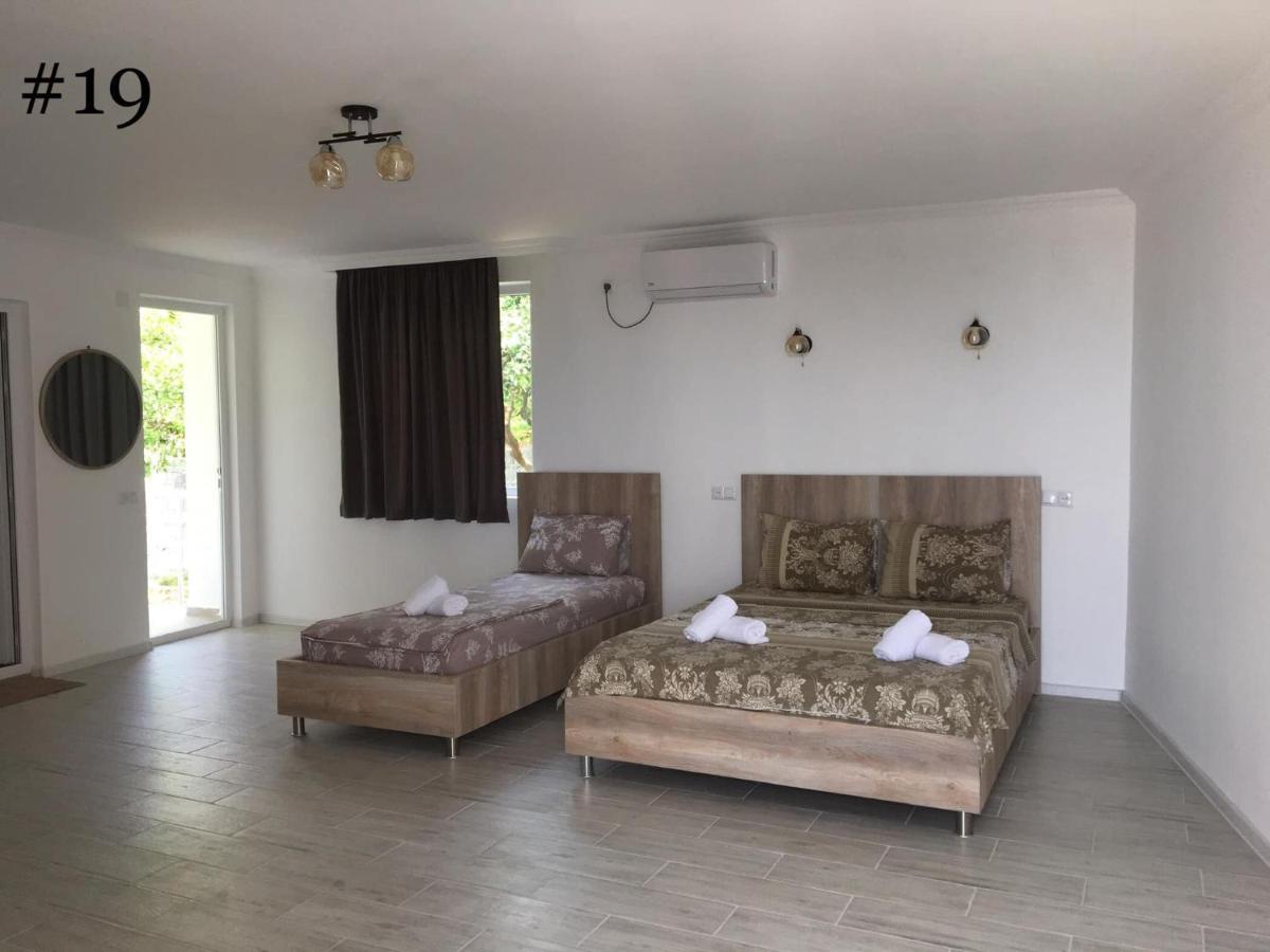 فندق Rezo'S House كفارياتي المظهر الخارجي الصورة