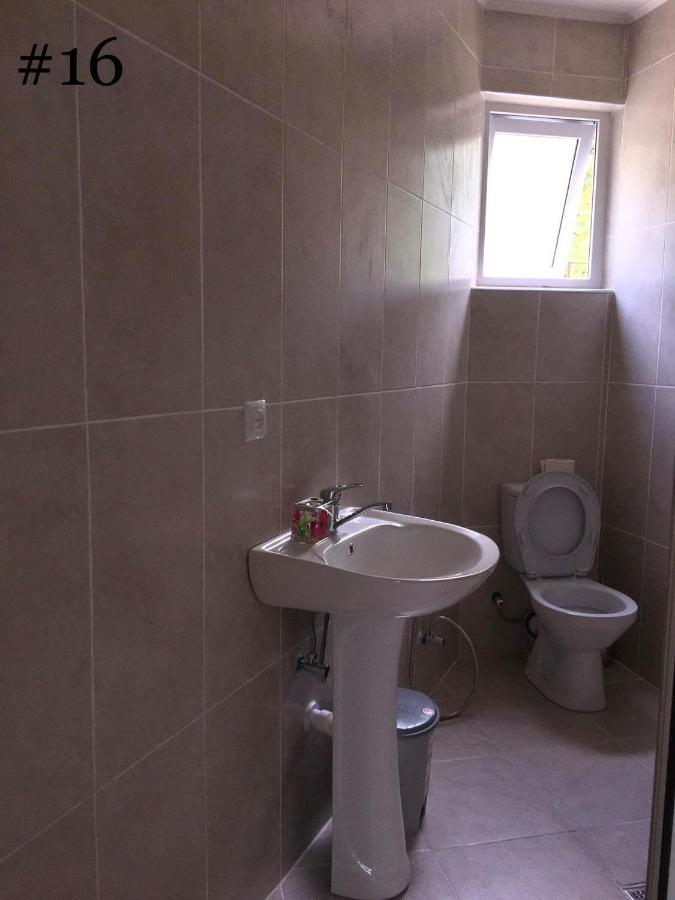فندق Rezo'S House كفارياتي المظهر الخارجي الصورة