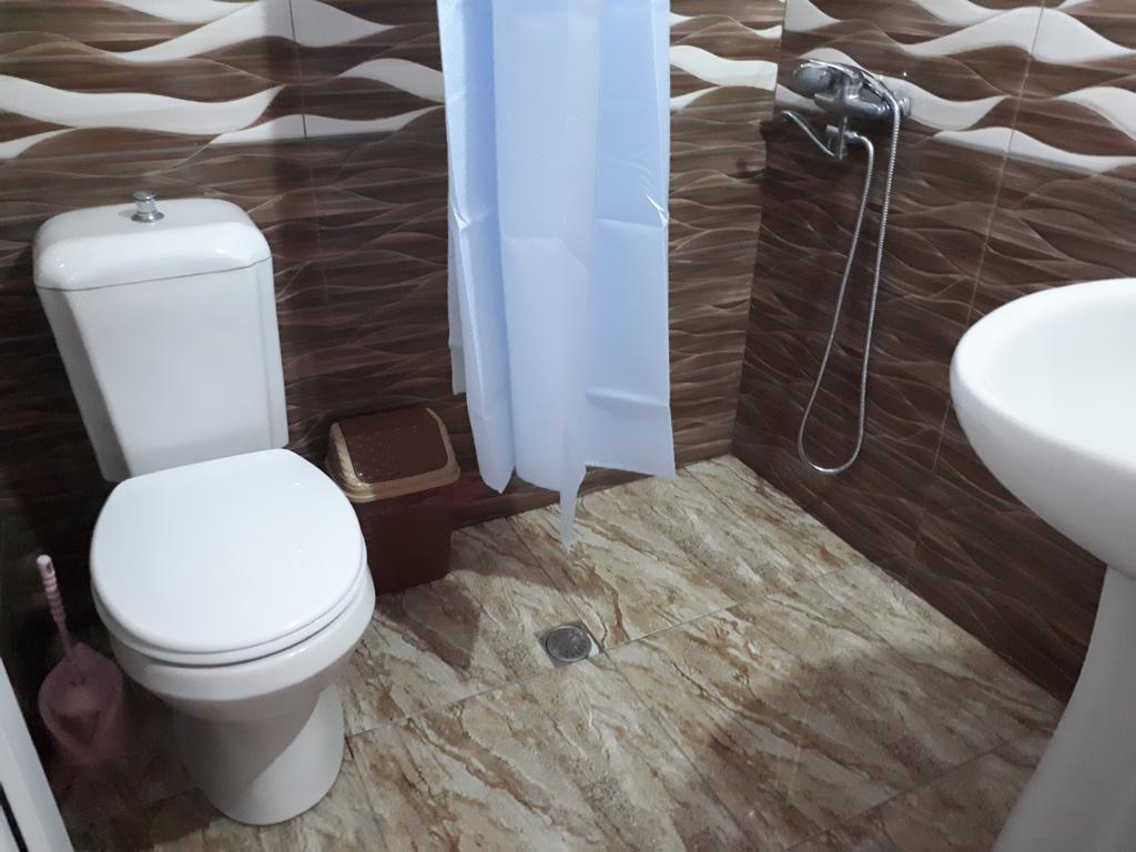 فندق Rezo'S House كفارياتي المظهر الخارجي الصورة